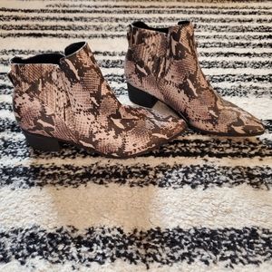 AE Snakeskin Pointed Toe bootie
